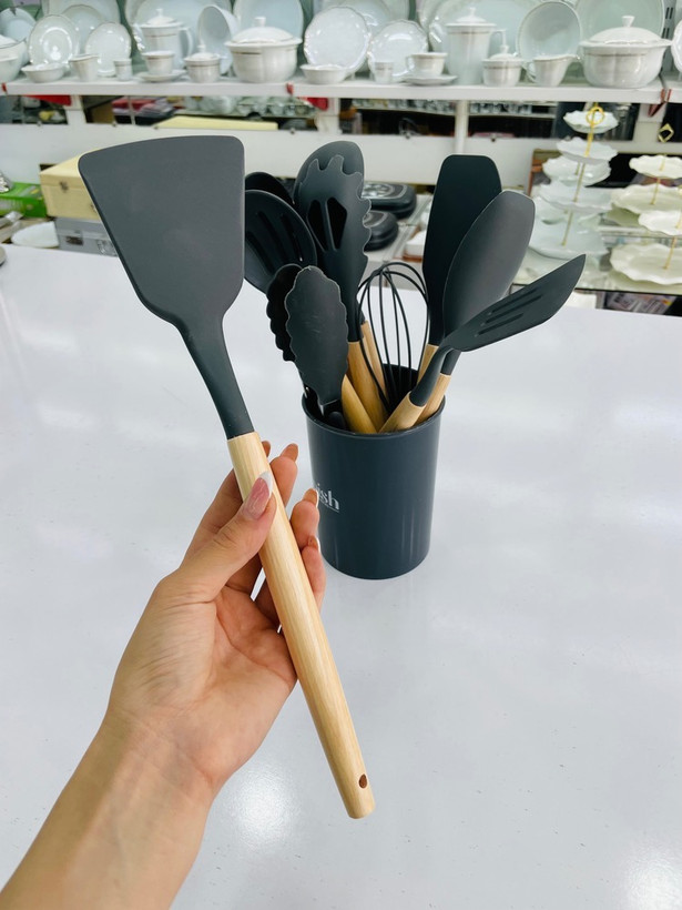 ست کفگیر ملاقه Tonishدسته چوبی 12 پارچه