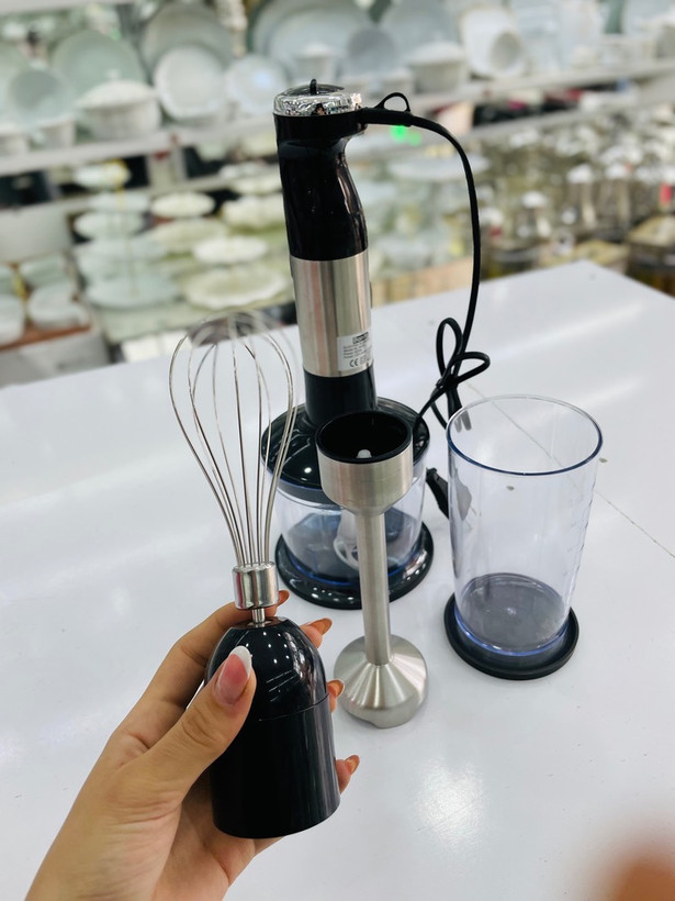 گوشت کوب برقی ۴ کاره بونیتو BL-800